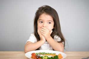 Cách khắc phục biến ăn ở trẻ