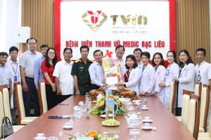 Lãnh đạo tỉnh Bạc Liêu đến thăm và chúc Tết Nguyên đán 2023 tại BVĐK Thanh Vũ