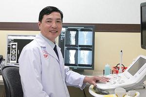 Bác sĩ CKI Huỳnh Quốc Kháng