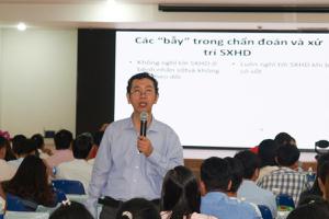 Bác sĩ CKII Nguyễn Minh Tiến chia sẻ về điều trị sốt xuất huyết
