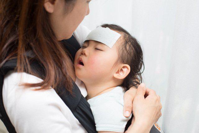 Triệu chứng cảm cúm ở trẻ | Cha mẹ nên làm gì?