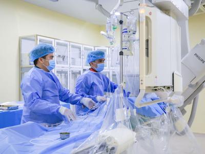 Báo động đỏ liên viện - Hồi sinh bệnh nhân từ tay tử...
