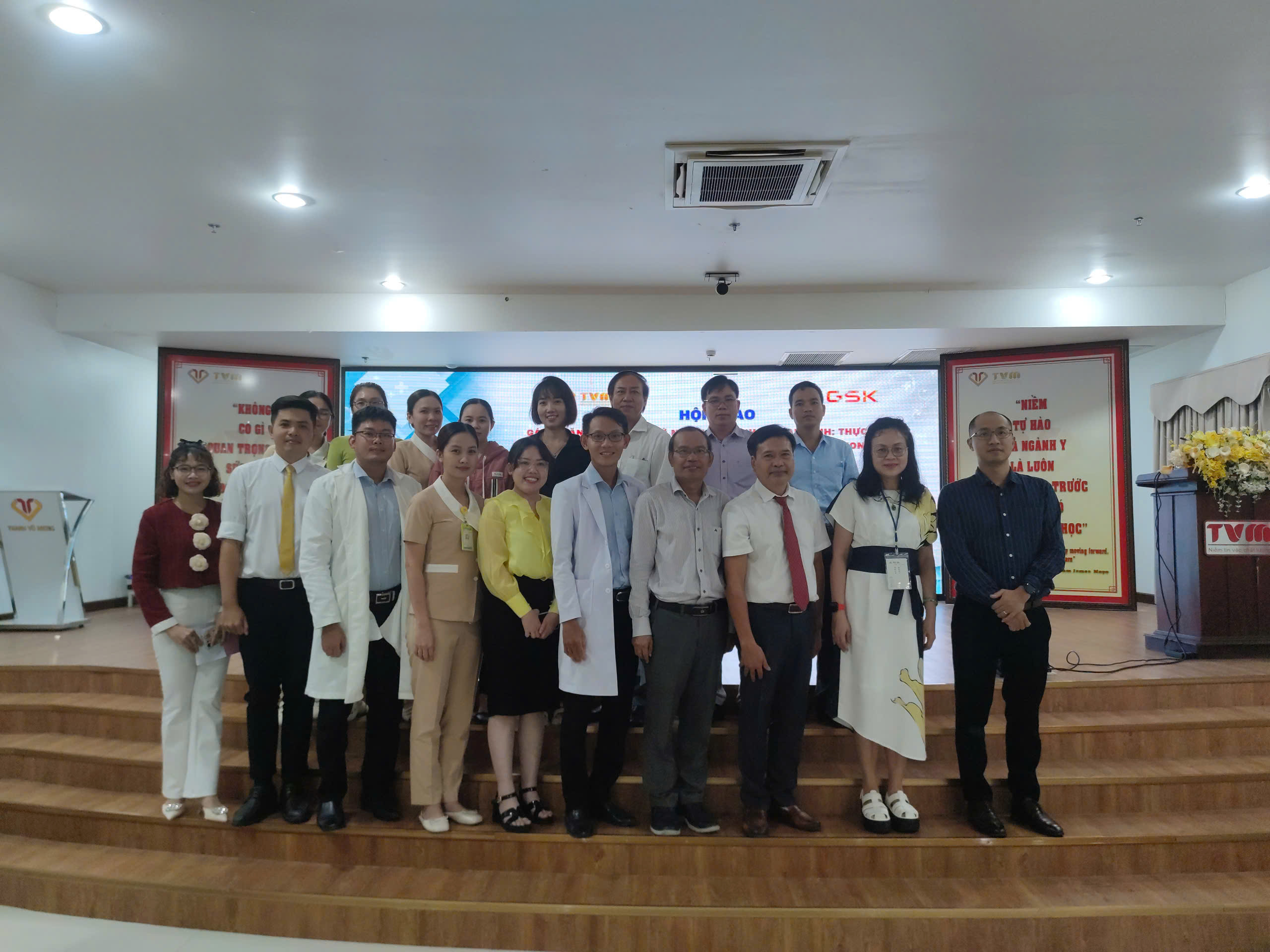 Thanh Vũ Medic: Sinh hoạt khoa học “Bệnh Zona và vai trò của vắc xin...