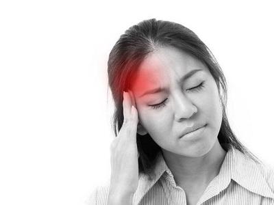 Đau đầu vận mạch là gì? Đau đầu vận mạch có biểu hiện như thế nào?