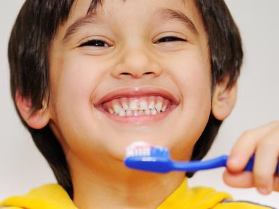 Hướng dẫn bé đánh răng đúng cách | Bảo vệ răng miệng mỗi ngày